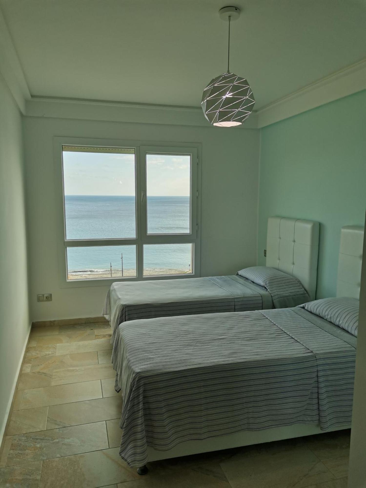 Appartf3 Vue Panoramique Sur Mer Residence Vista Del Mar Fnideq Kültér fotó