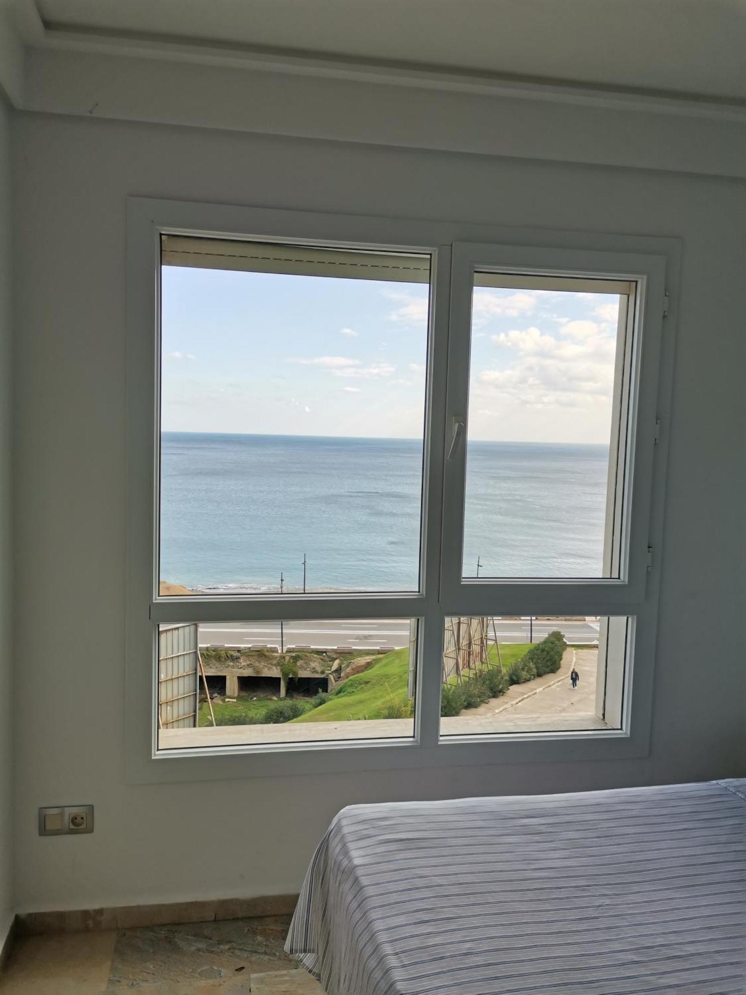 Appartf3 Vue Panoramique Sur Mer Residence Vista Del Mar Fnideq Kültér fotó