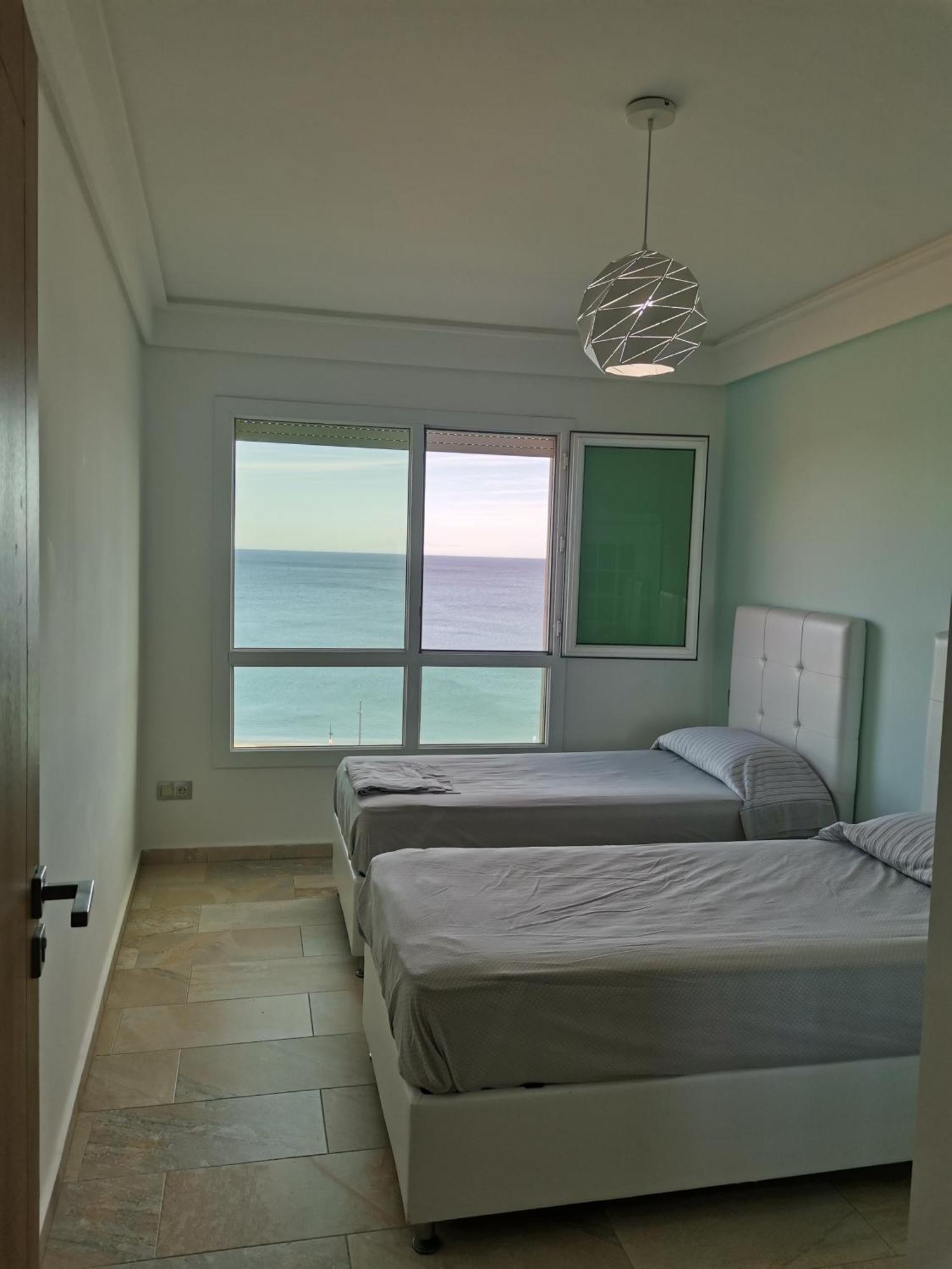Appartf3 Vue Panoramique Sur Mer Residence Vista Del Mar Fnideq Kültér fotó